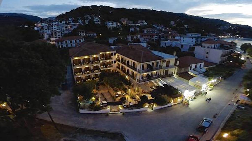 Zefiros Hotel Agios Ioannis  Екстериор снимка